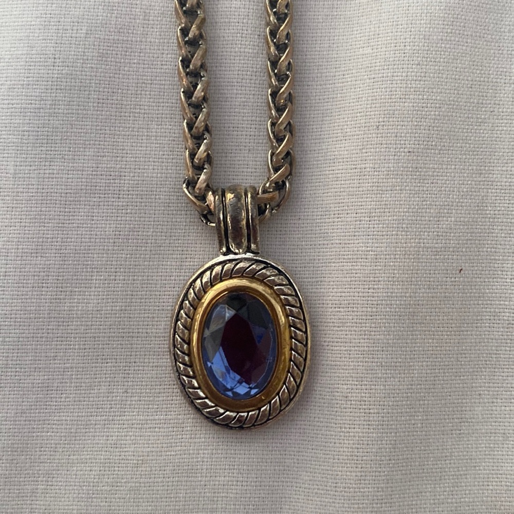 Blue Pendant necklace